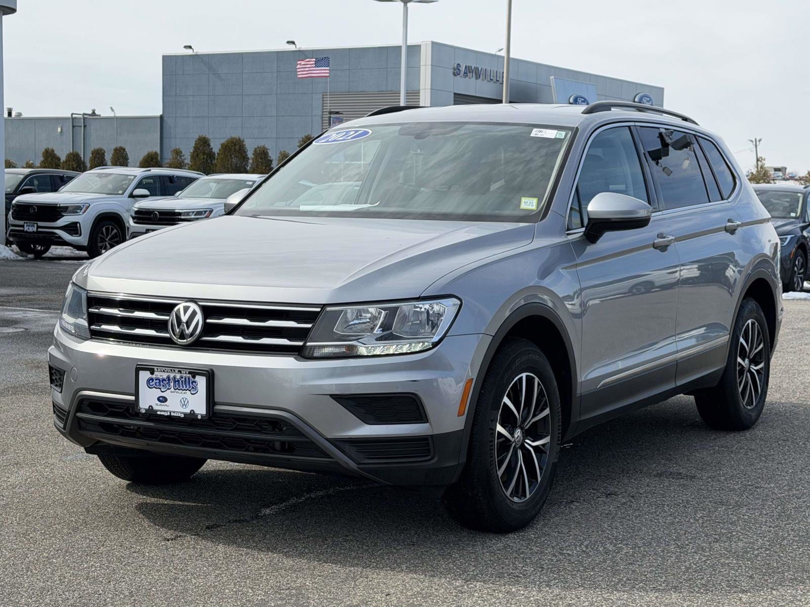 Used 2021 Volkswagen Tiguan SE with VIN 3VV2B7AX4MM108682 for sale in Sayville, NY