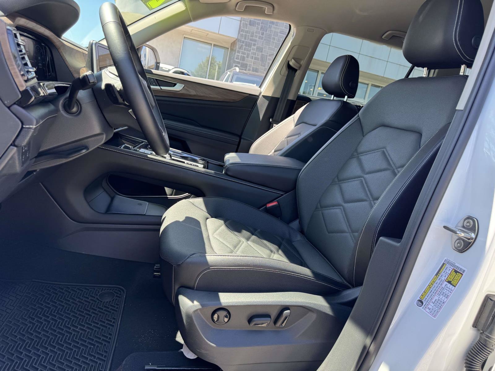 2026 Volkswagen Atlas SE w/Tech - Photo 13