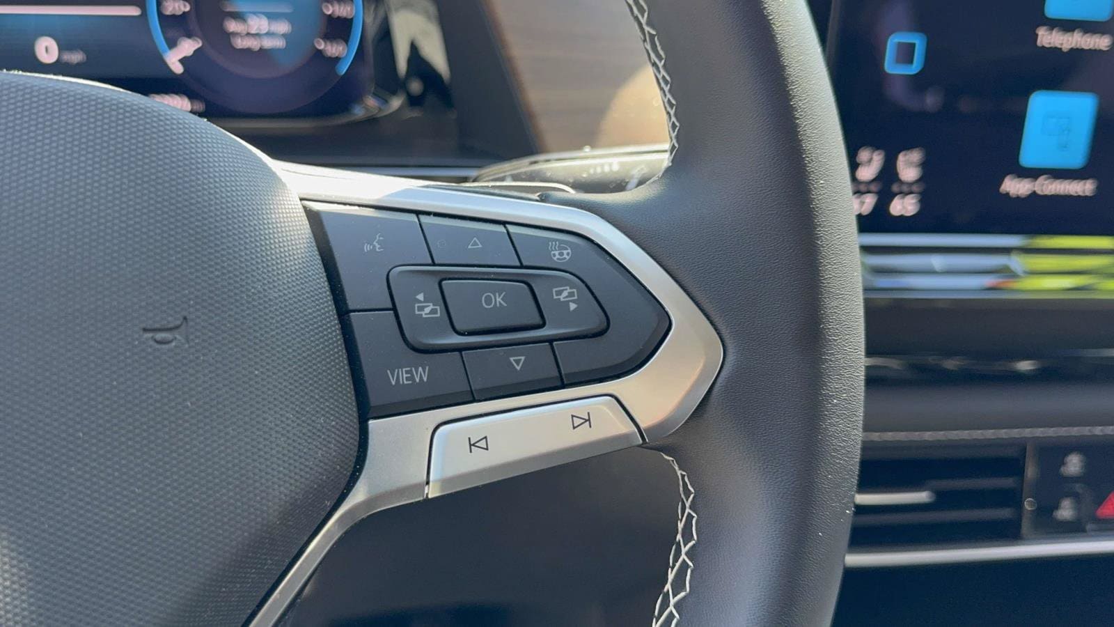 2026 Volkswagen Atlas SE w/Tech - Photo 15