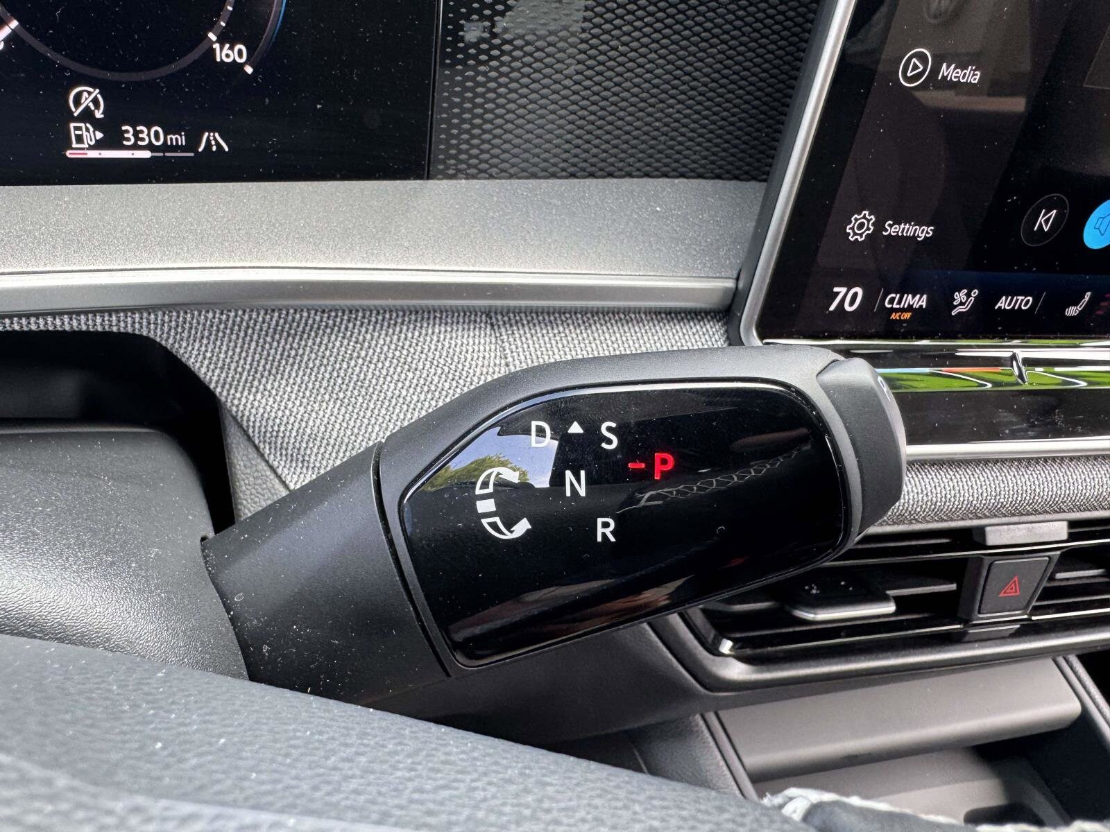 2026 Volkswagen Tiguan S - Photo 32