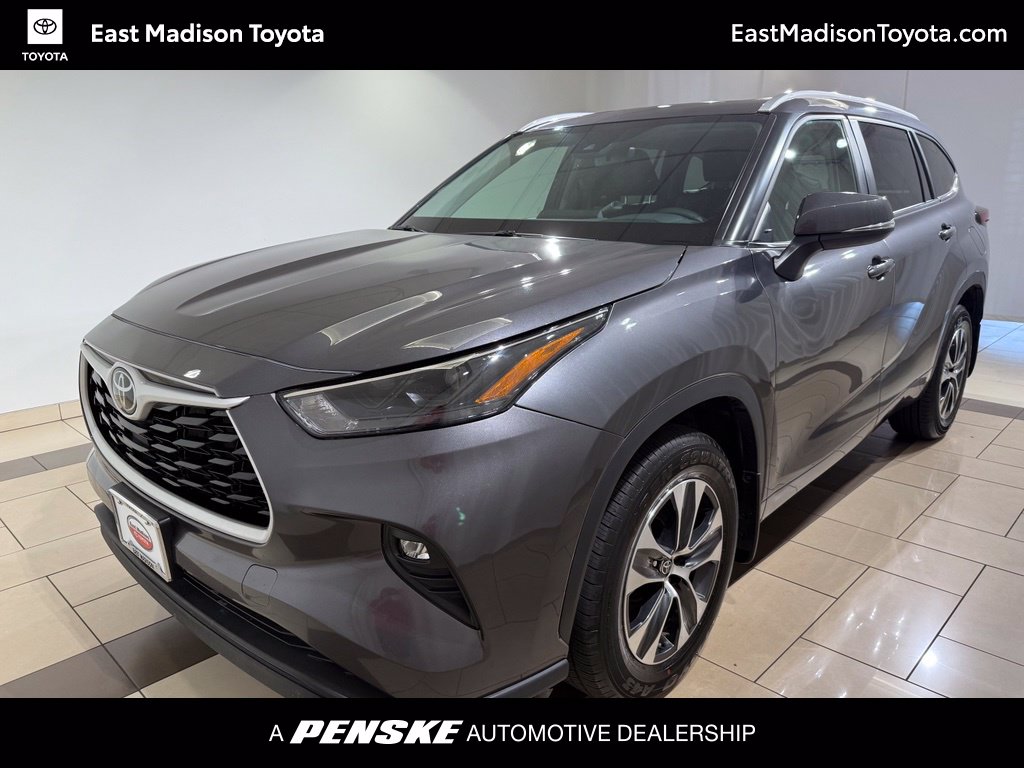 2025 Toyota Highlander XLE