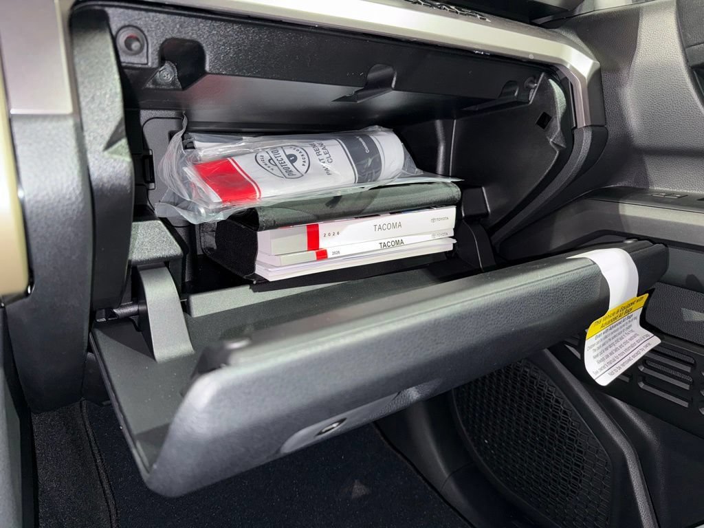 2026 Toyota Tacoma SR5 - Photo 26