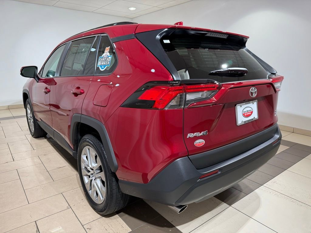 2024 Toyota RAV4 XLE Premium photo 2