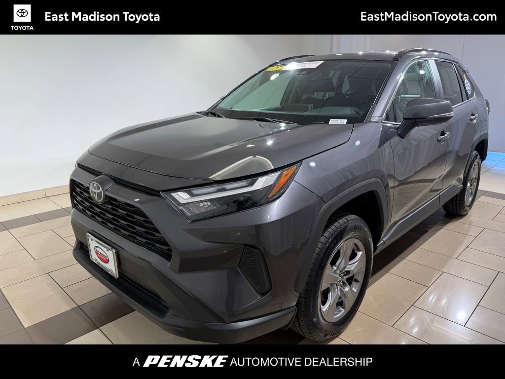 2025 Toyota RAV4 XLE