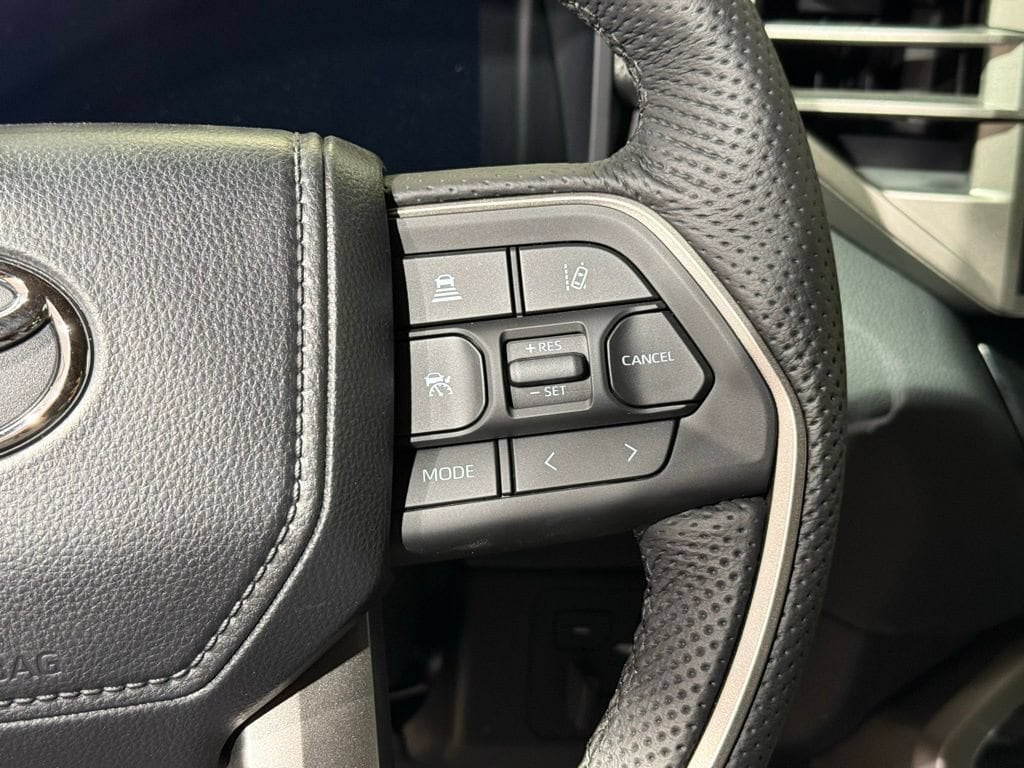 2026 Toyota Tundra Limited - Photo 23