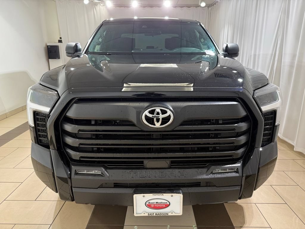 2026 Toyota Tundra SR5 - Photo 7