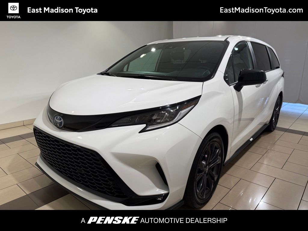 2025 Toyota Sienna Minivan/Van 