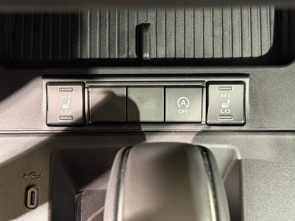 2026 Toyota Corolla Cross XLE - Photo 30