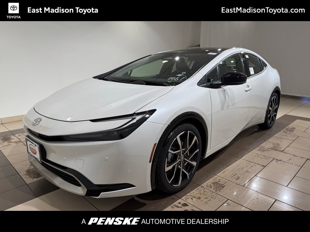 2026 Toyota Prius XSE's photo