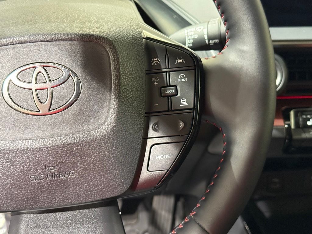 2024 Toyota Prius Prime XSE - Photo 24