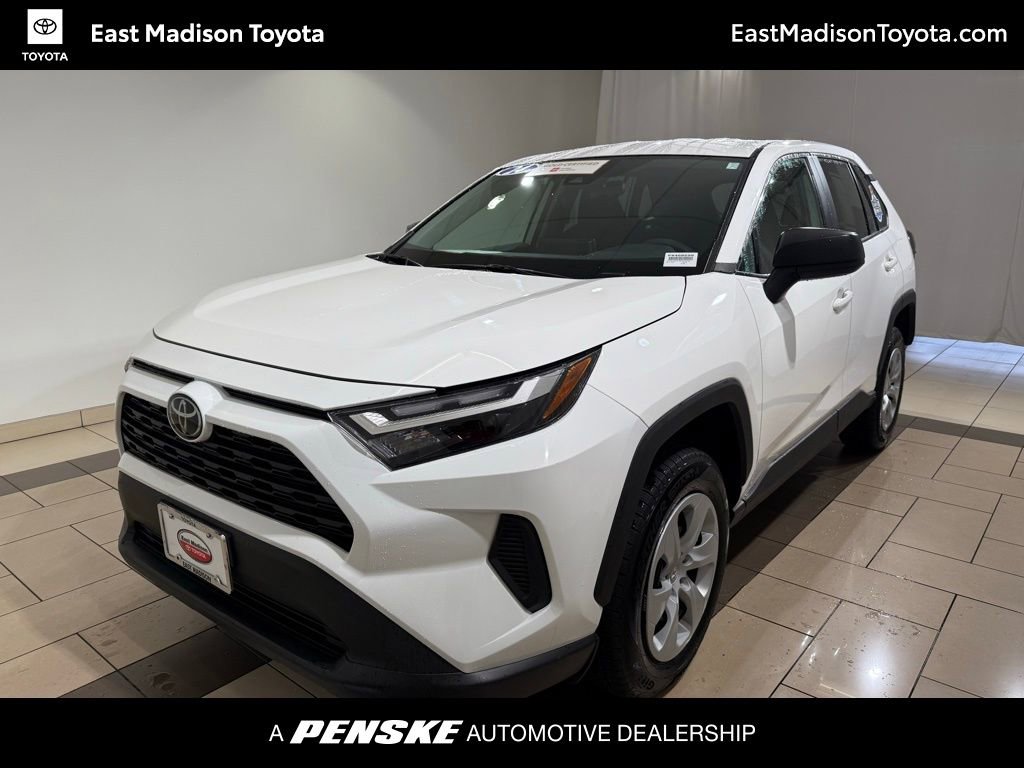 2024 Toyota RAV4 LE