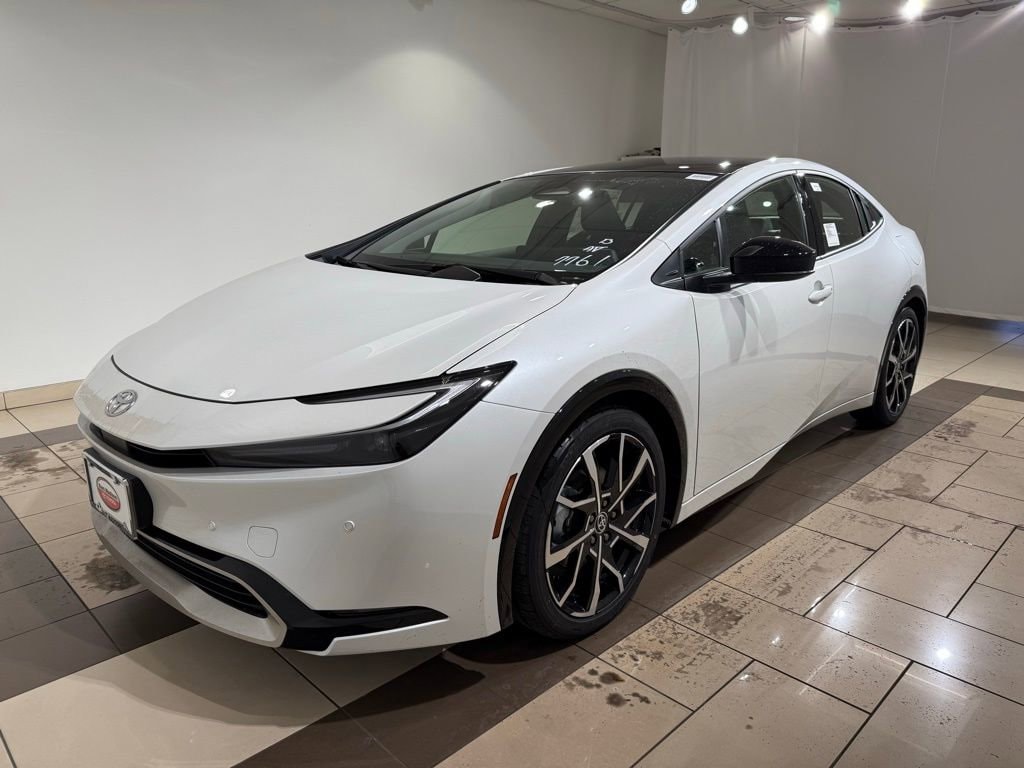 2026 Toyota Prius XSE's photo