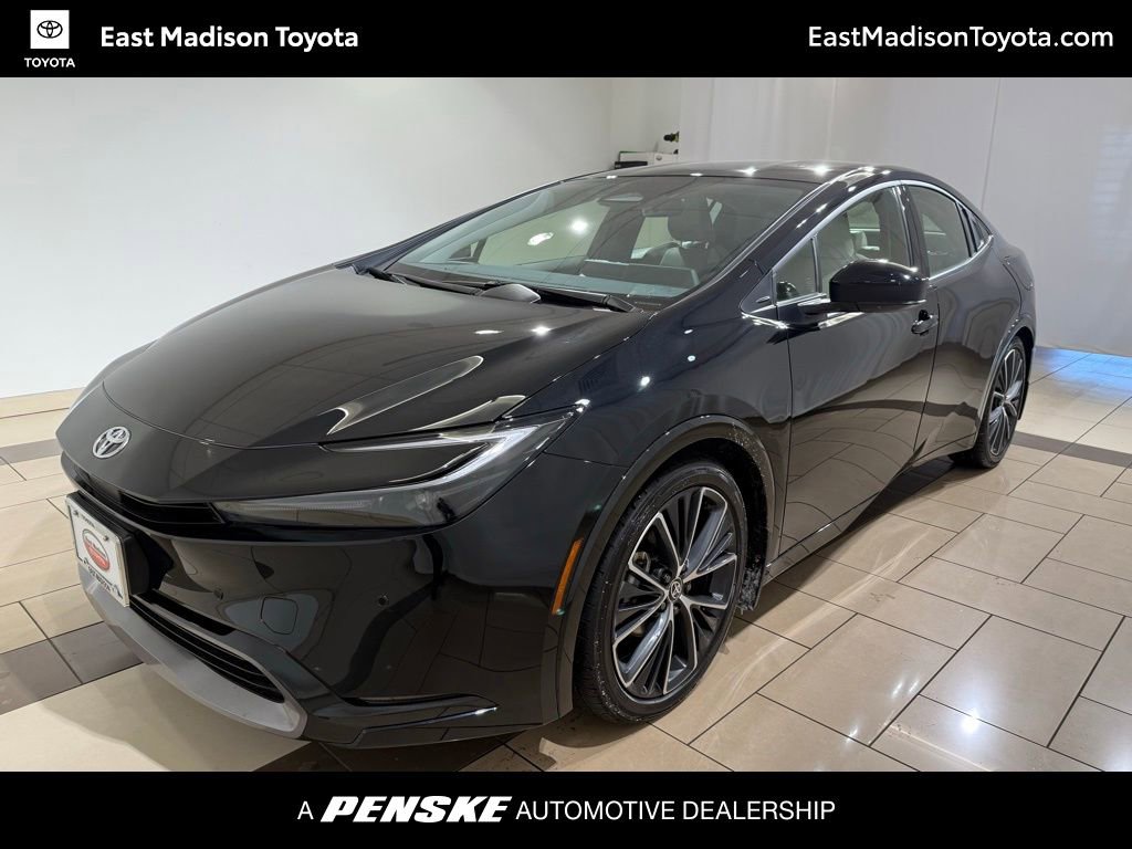 2024 Toyota Prius XLE's photo