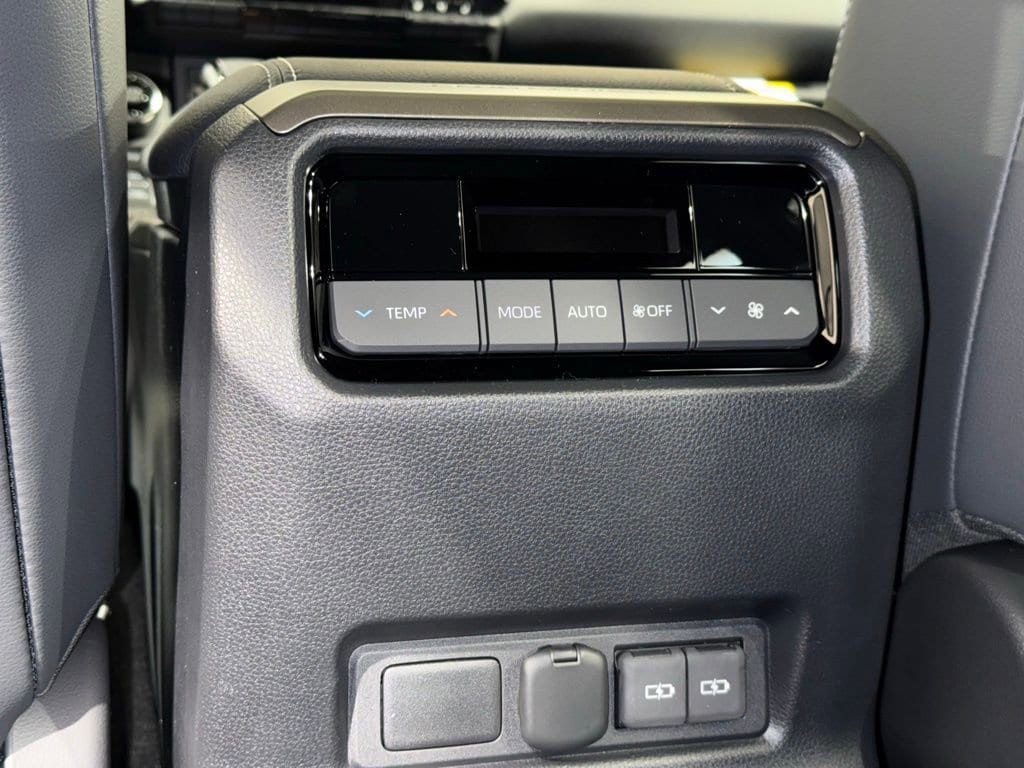 2026 Toyota Land Cruiser Land Cruiser 1958 - Photo 22