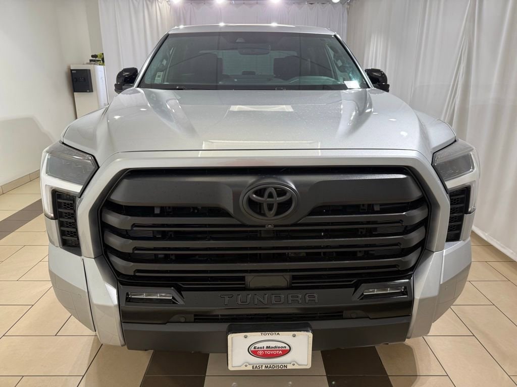 2026 Toyota Tundra Limited - Photo 8