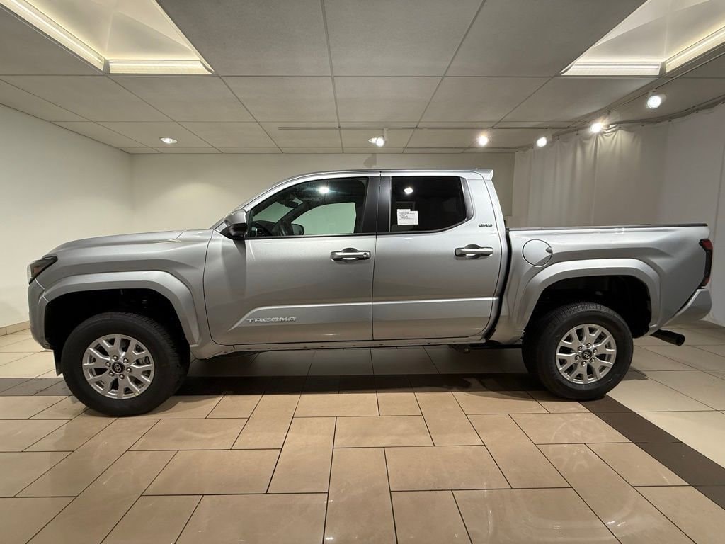 New 2026 Toyota Tacoma SR5 4X4 DOUBLE CAB