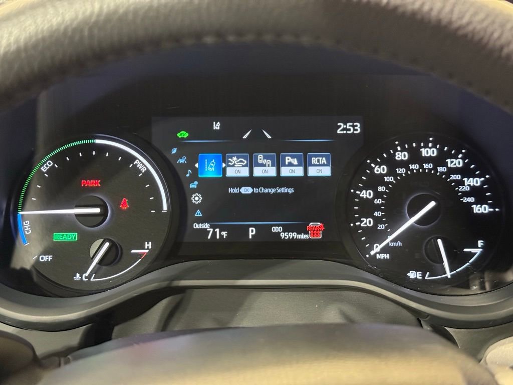 2025 Toyota Sienna XLE - Photo 28
