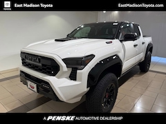 2025 Toyota Tacoma i-FORCE MAX TRD Pro 4X4 DOUBLE CAB HV