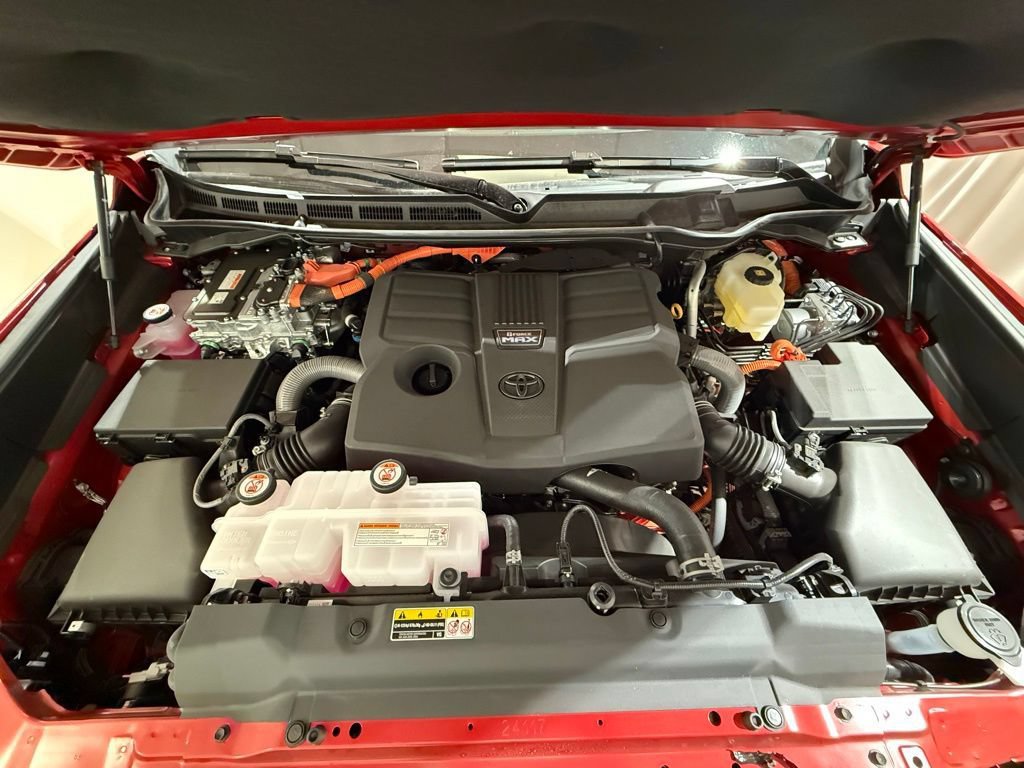 2026 Toyota Tundra Limited - Photo 10