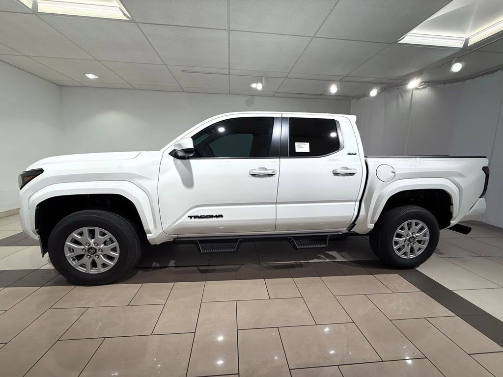 New 2026 Toyota Tacoma SR5 4X4 DOUBLE CAB