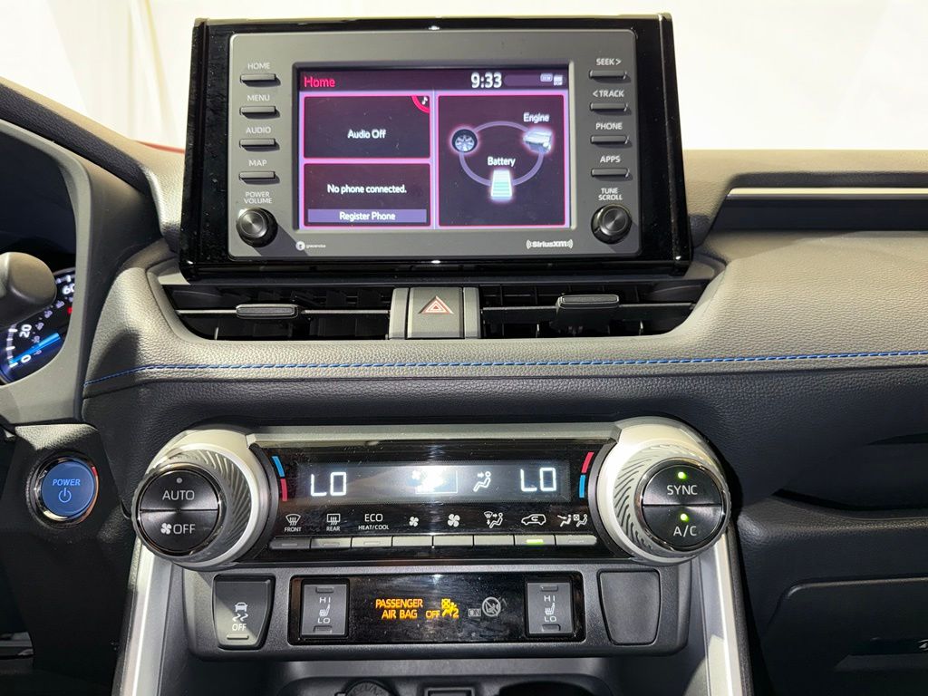 2022 Toyota RAV4 SE - Photo 26