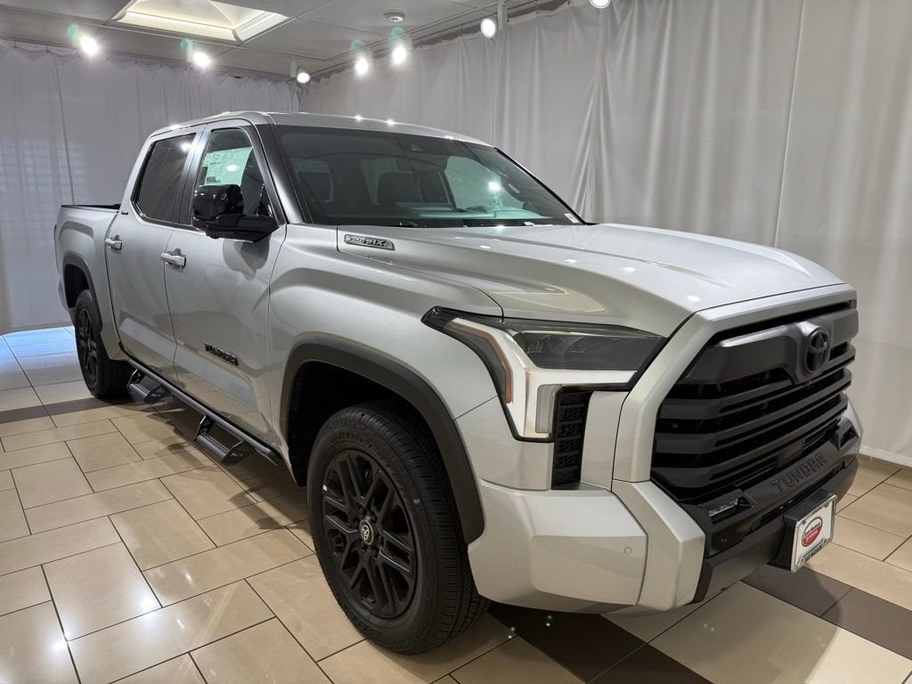 2026 Toyota Tundra Limited - Photo 7