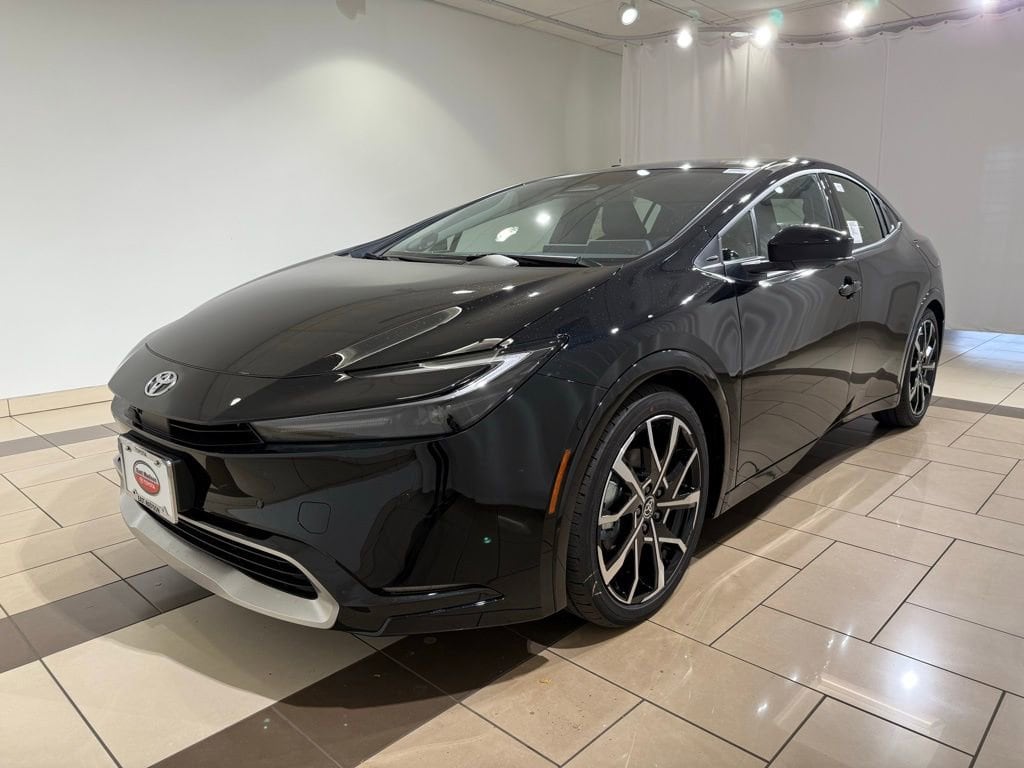 2026 Toyota Prius XSE Premium's photo