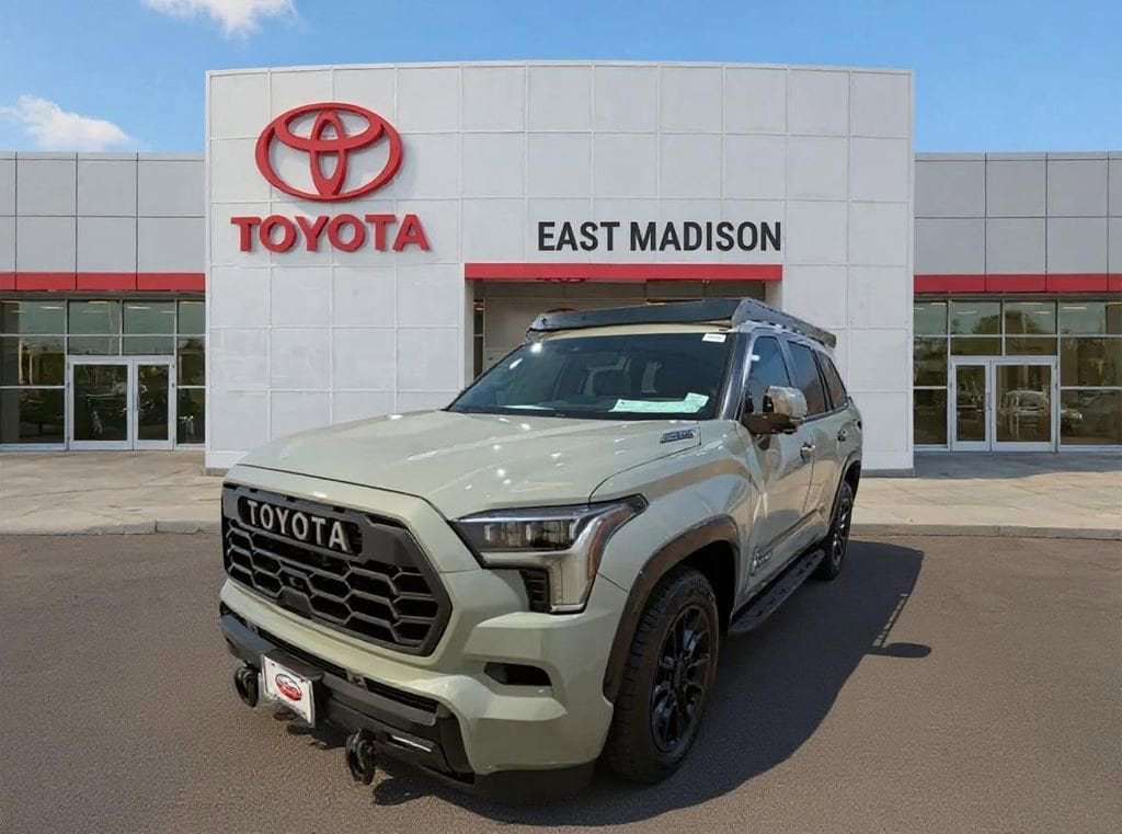 2025 Toyota Sequoia Platinum's photo