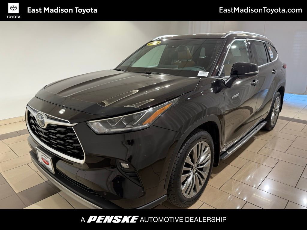 2020 Toyota Highlander Platinum's photo
