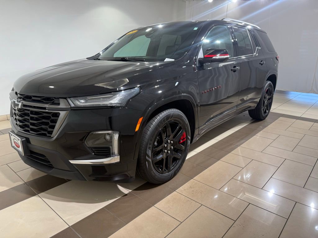 2023 Chevrolet Traverse Premier photo 2