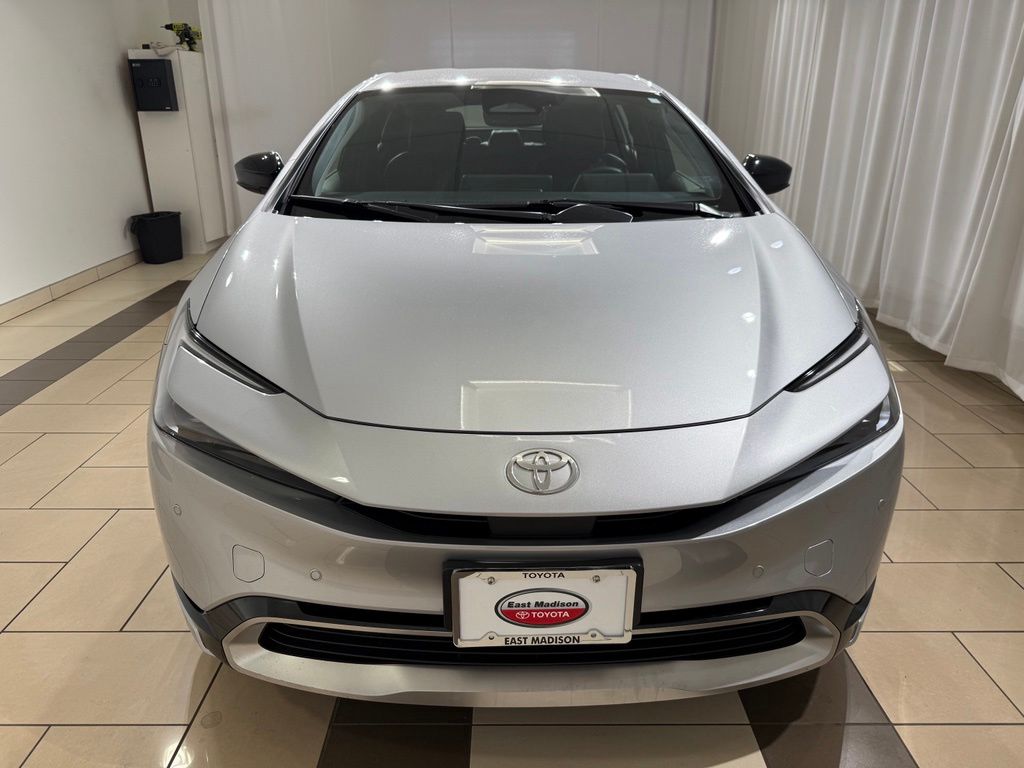 2024 Toyota Prius Prime XSE - Photo 8