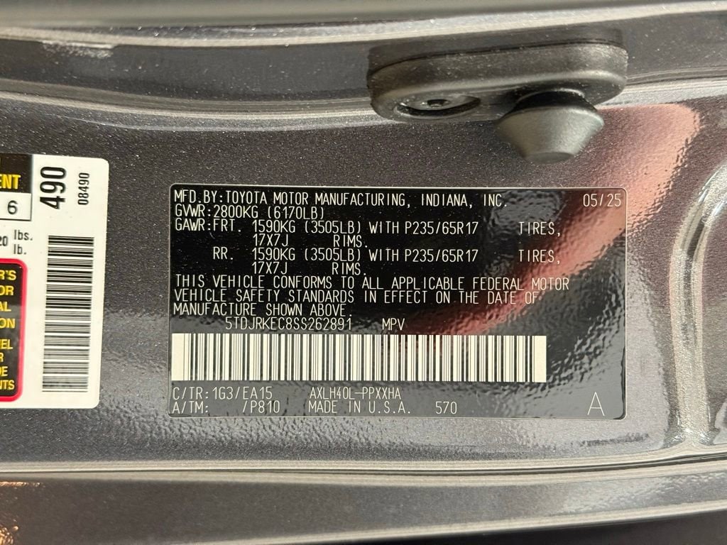 2025 Toyota Sienna XLE - Photo 33