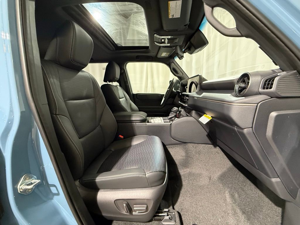 2026 Toyota Land Cruiser Land Cruiser 1958 - Photo 23