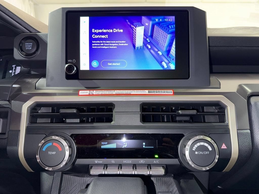 2026 Toyota Tacoma SR5 - Photo 24
