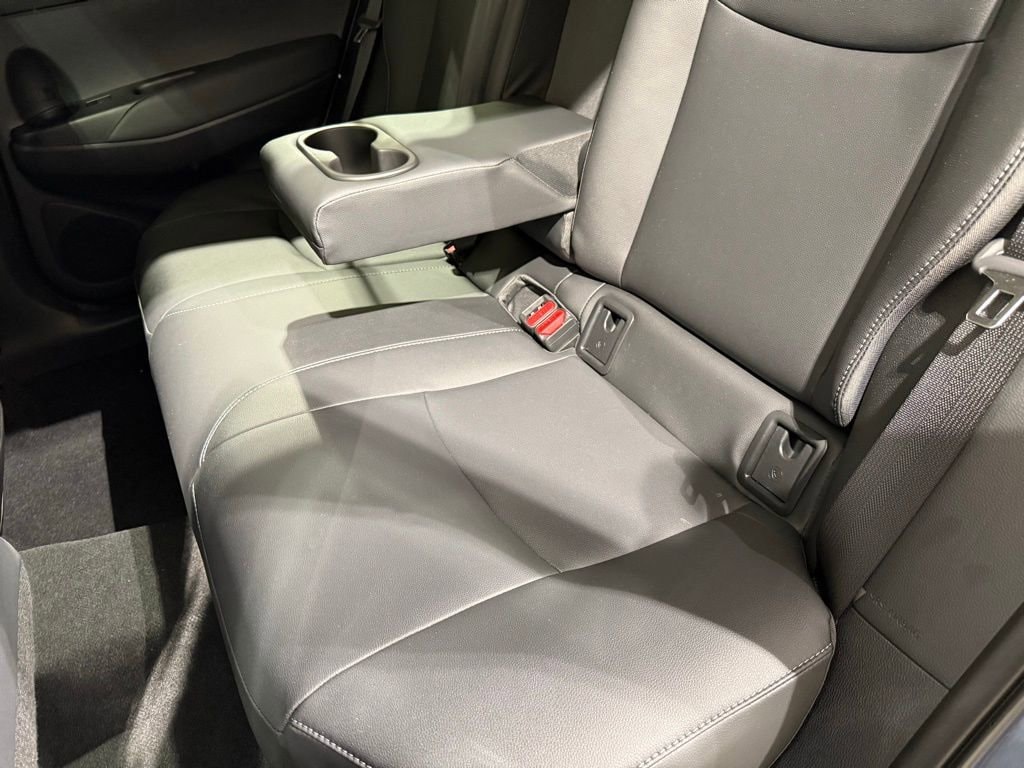 2026 Toyota Corolla Cross XLE - Photo 21