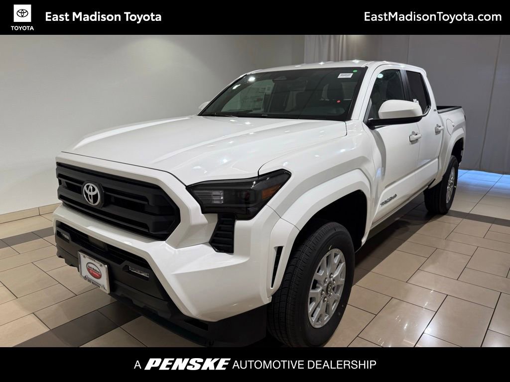 2025 Toyota Tacoma SR5's photo