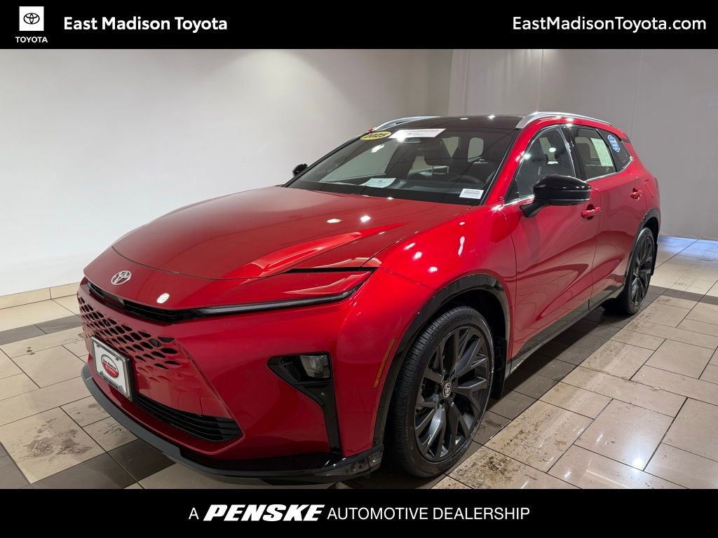 2025 Toyota Crown Signia Limited's photo