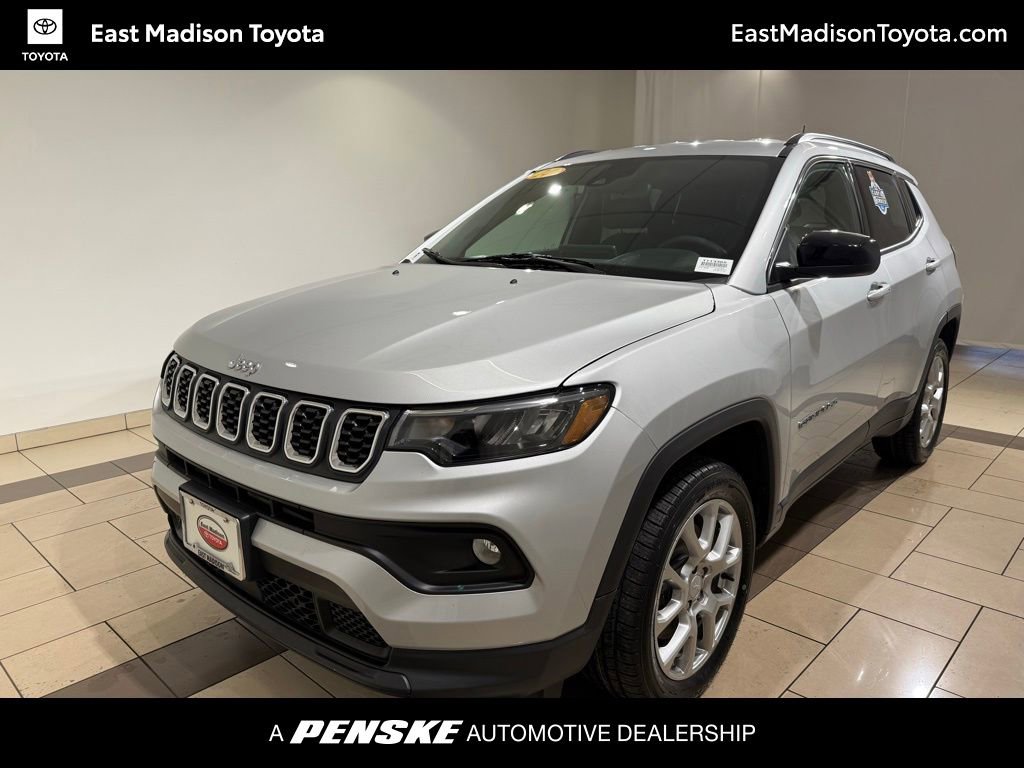 2024 Jeep Compass Latitude Lux's photo