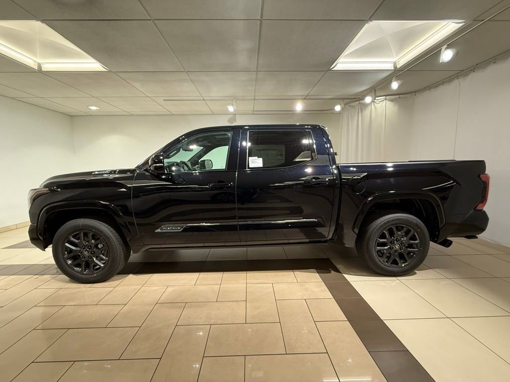 New 2026 Toyota Tundra i-FORCE MAX Platinum PLATINUM CREWMAX 5.5