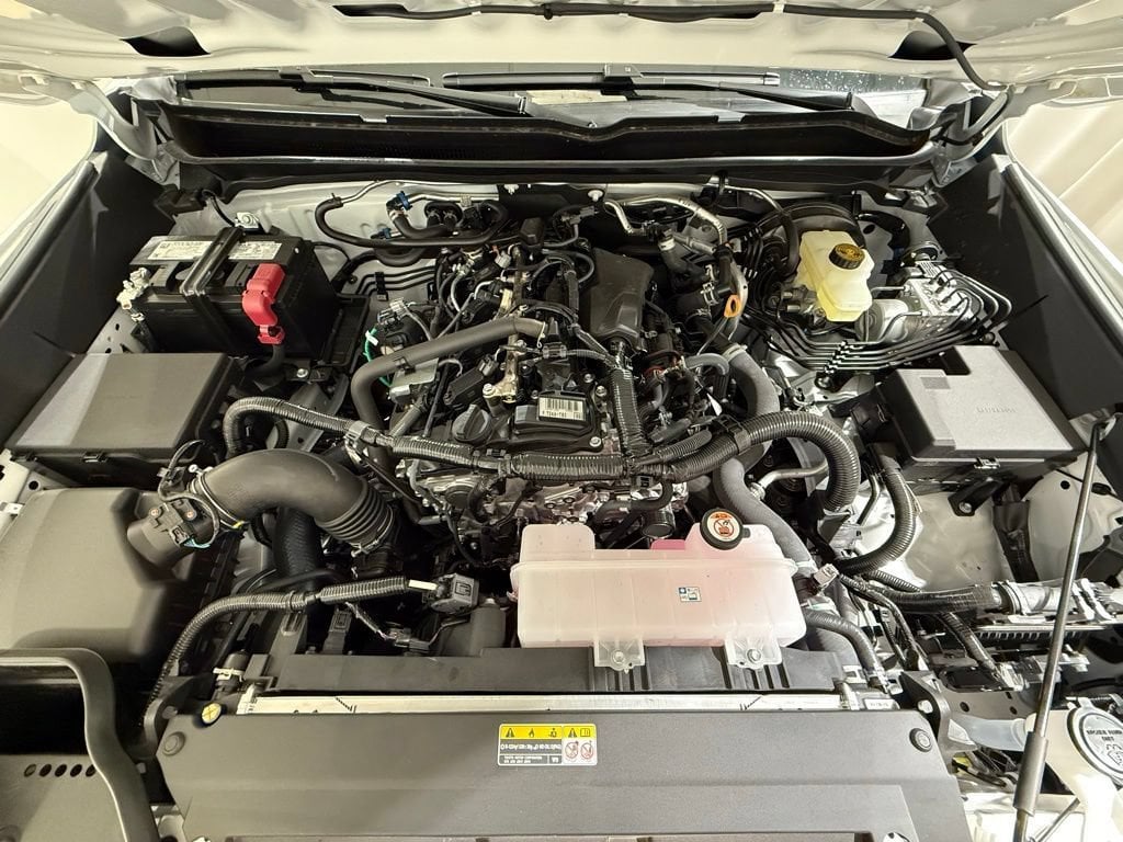 2026 Toyota Tacoma SR5 - Photo 10