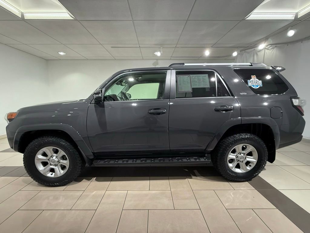 2024 Toyota 4Runner SR5 Premium photo 2