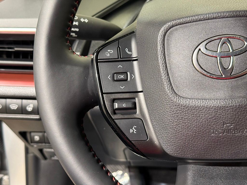 2024 Toyota Prius Prime XSE - Photo 23