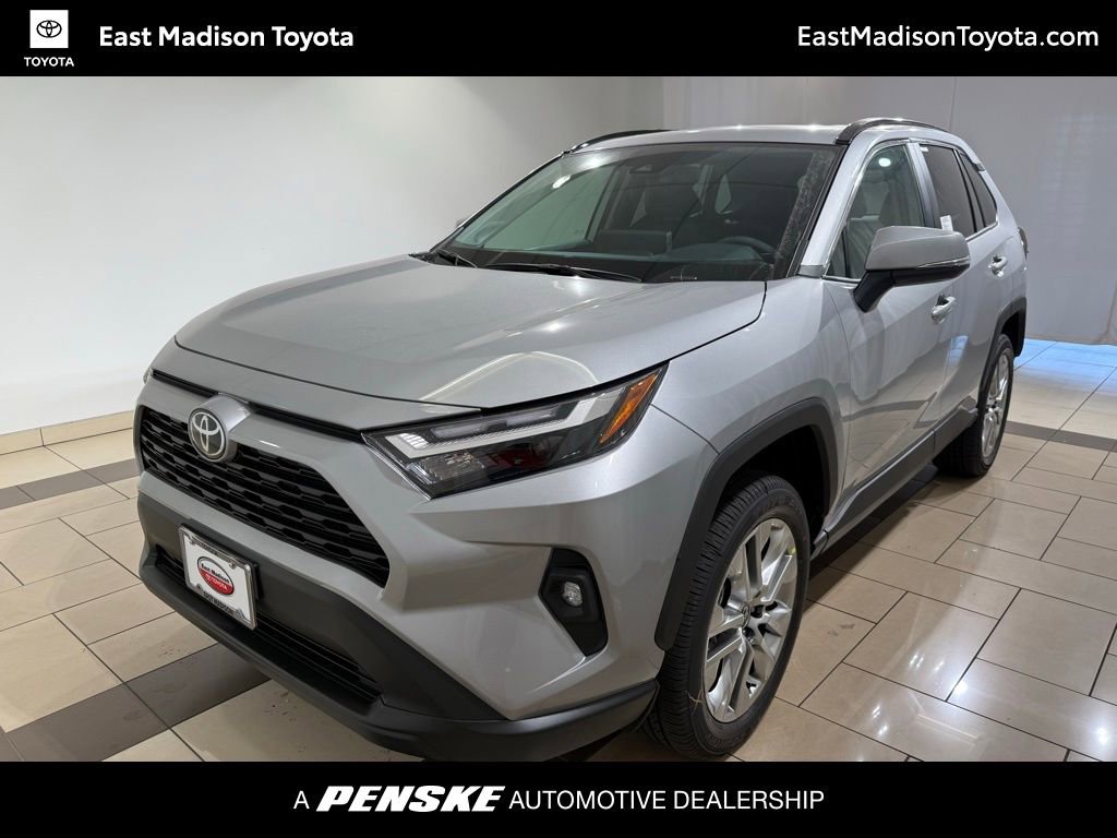2025 Toyota RAV4 XLE Premium's photo