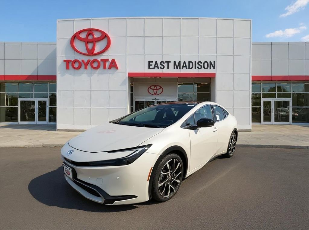 2026 Toyota Prius XSE's photo