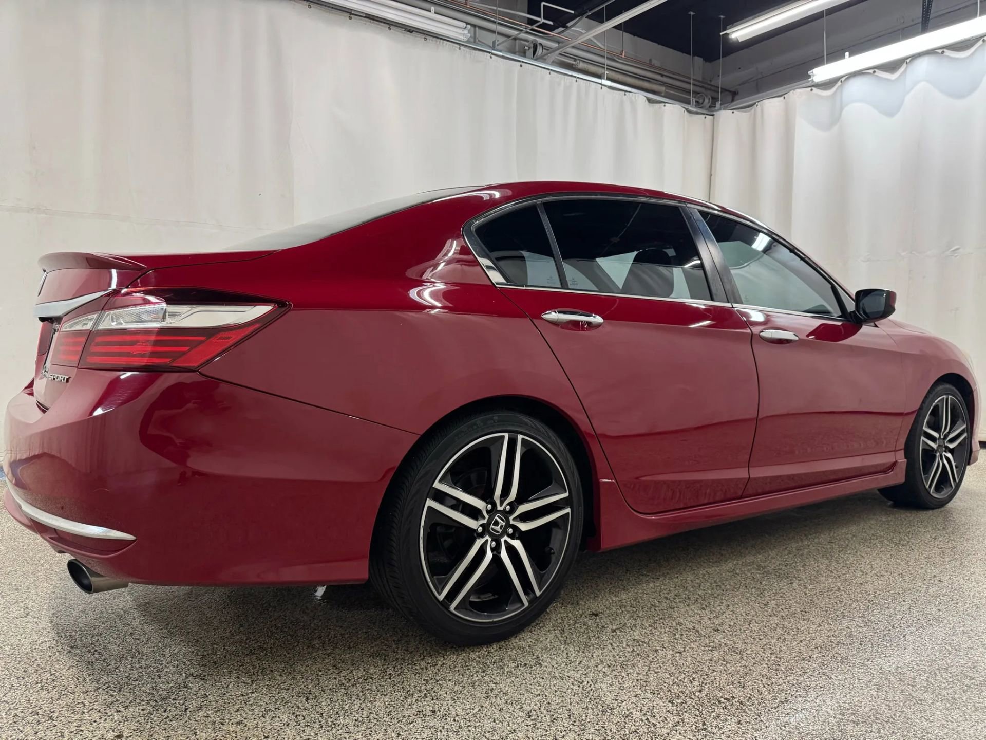 2016 Honda Accord Sport photo 4