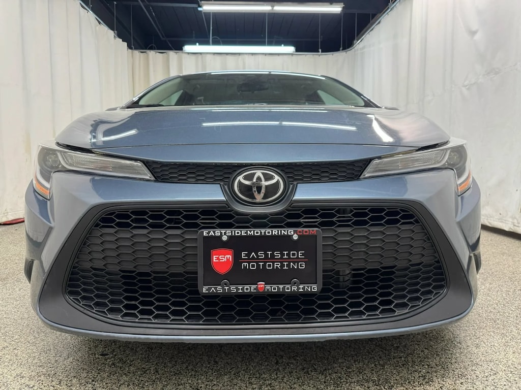 Used 2020 Toyota Corolla LE Sedan 4D LE CVT