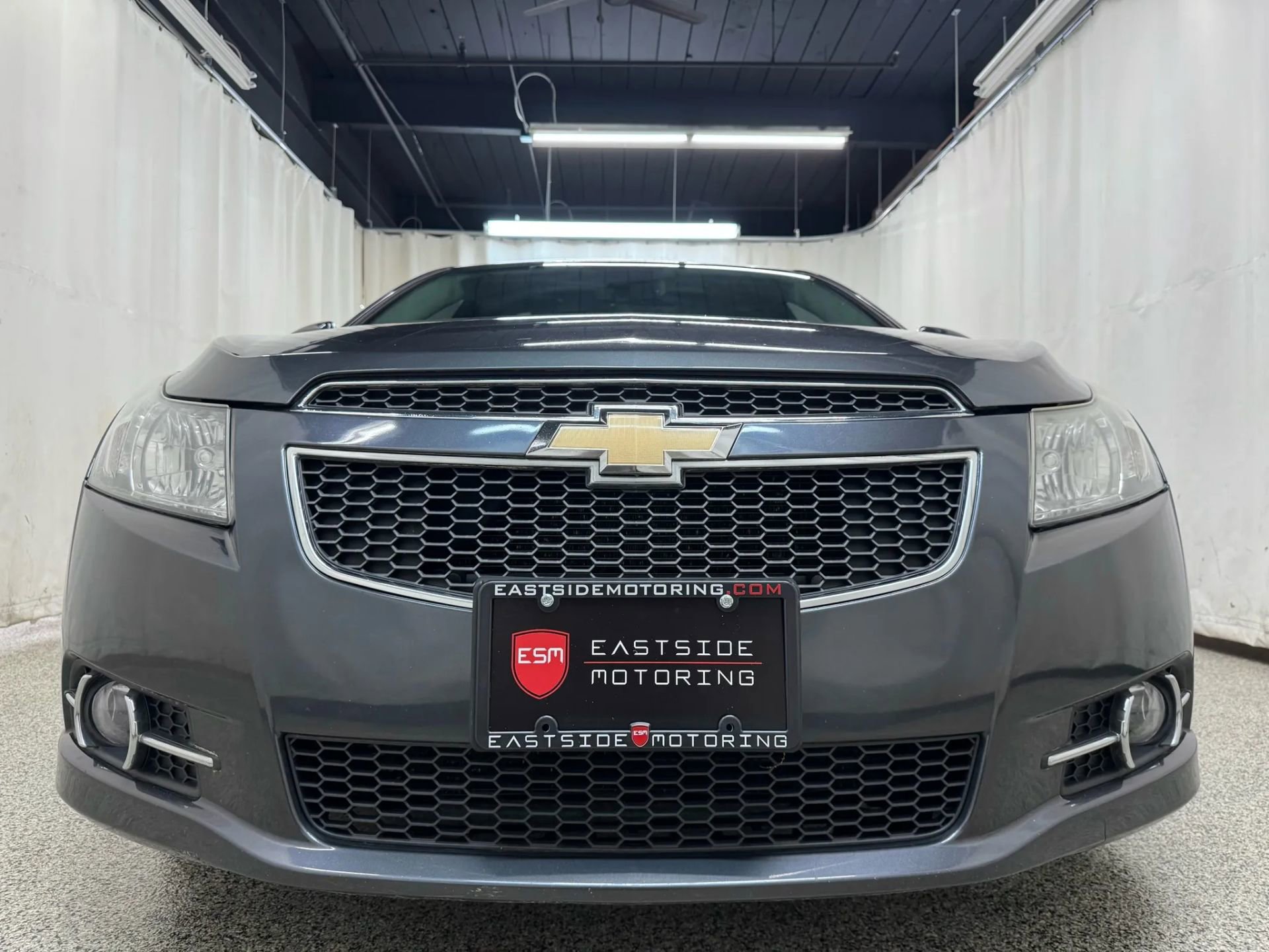 2013 Chevrolet Cruze LT photo 2