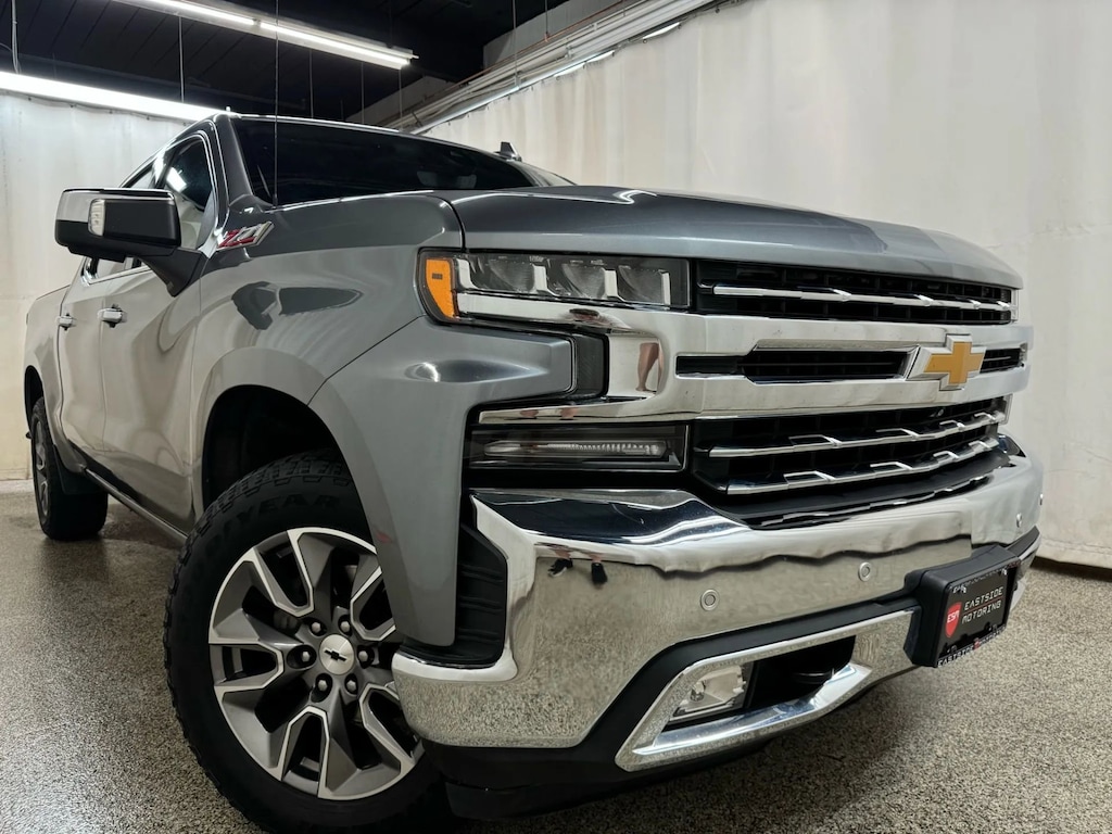 Used 2020 Chevy 1500 Silverado z71 LTZ 4WD Crew Cab 147 LTZ