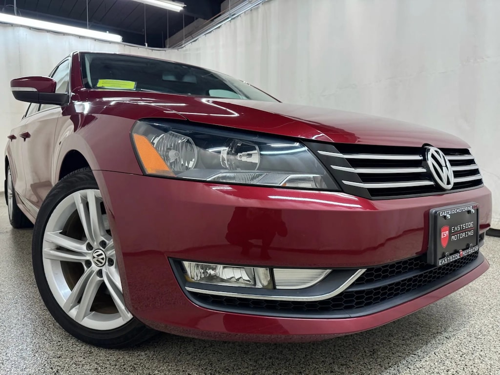 Used 2015 Volkswagen Passat 1.8T SE Sedan 4D