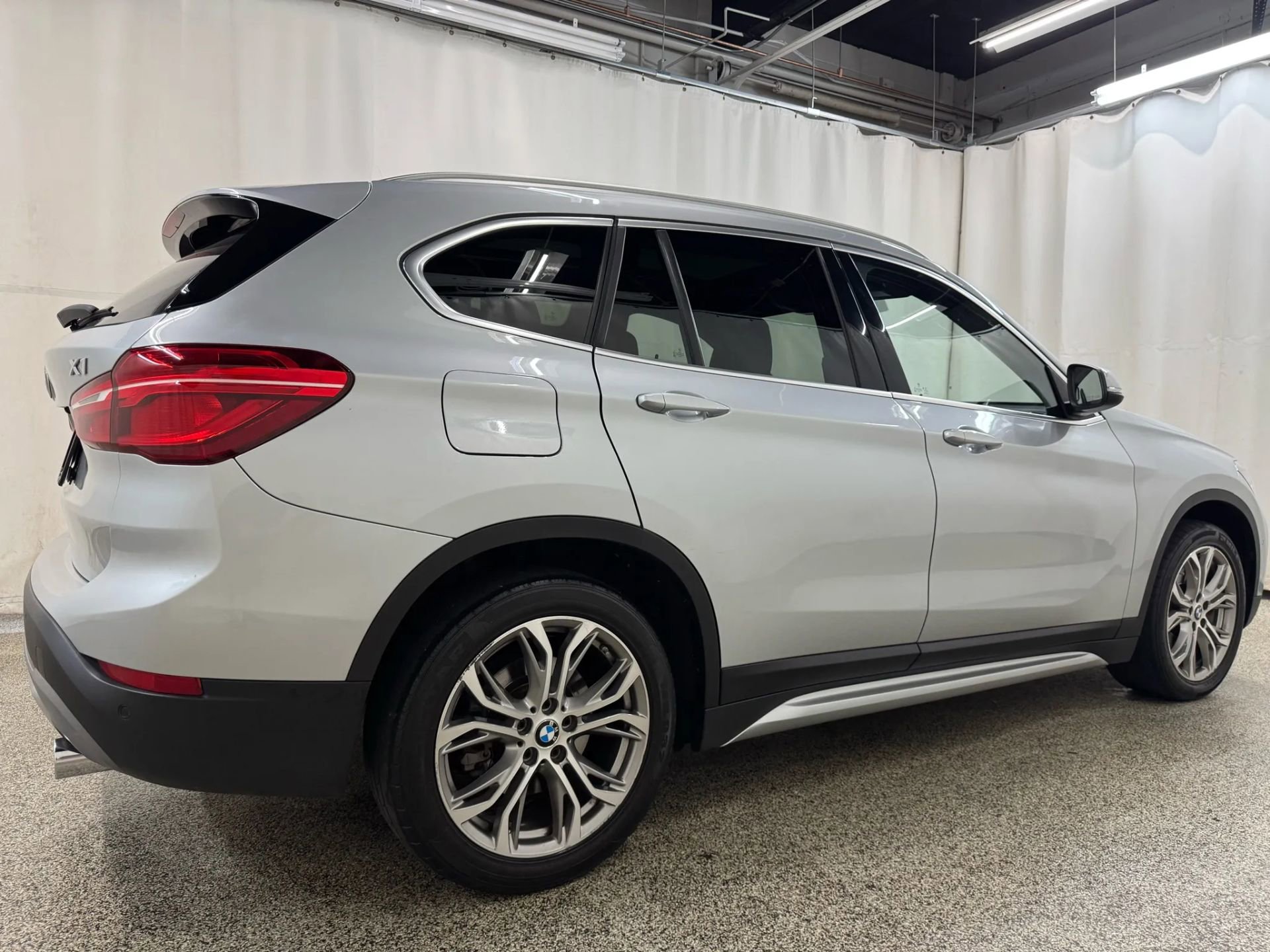 2017 Bmw X1 XDrive28i photo 4
